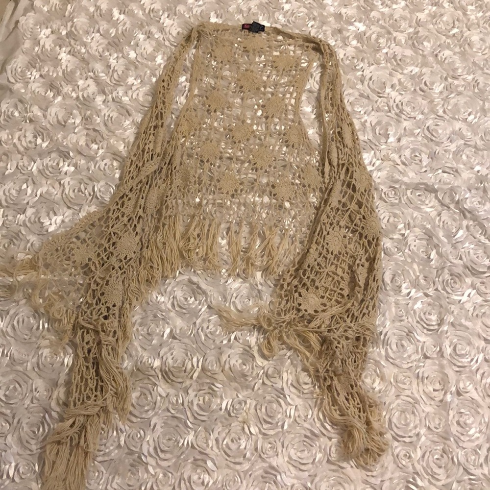 Crochet cameo